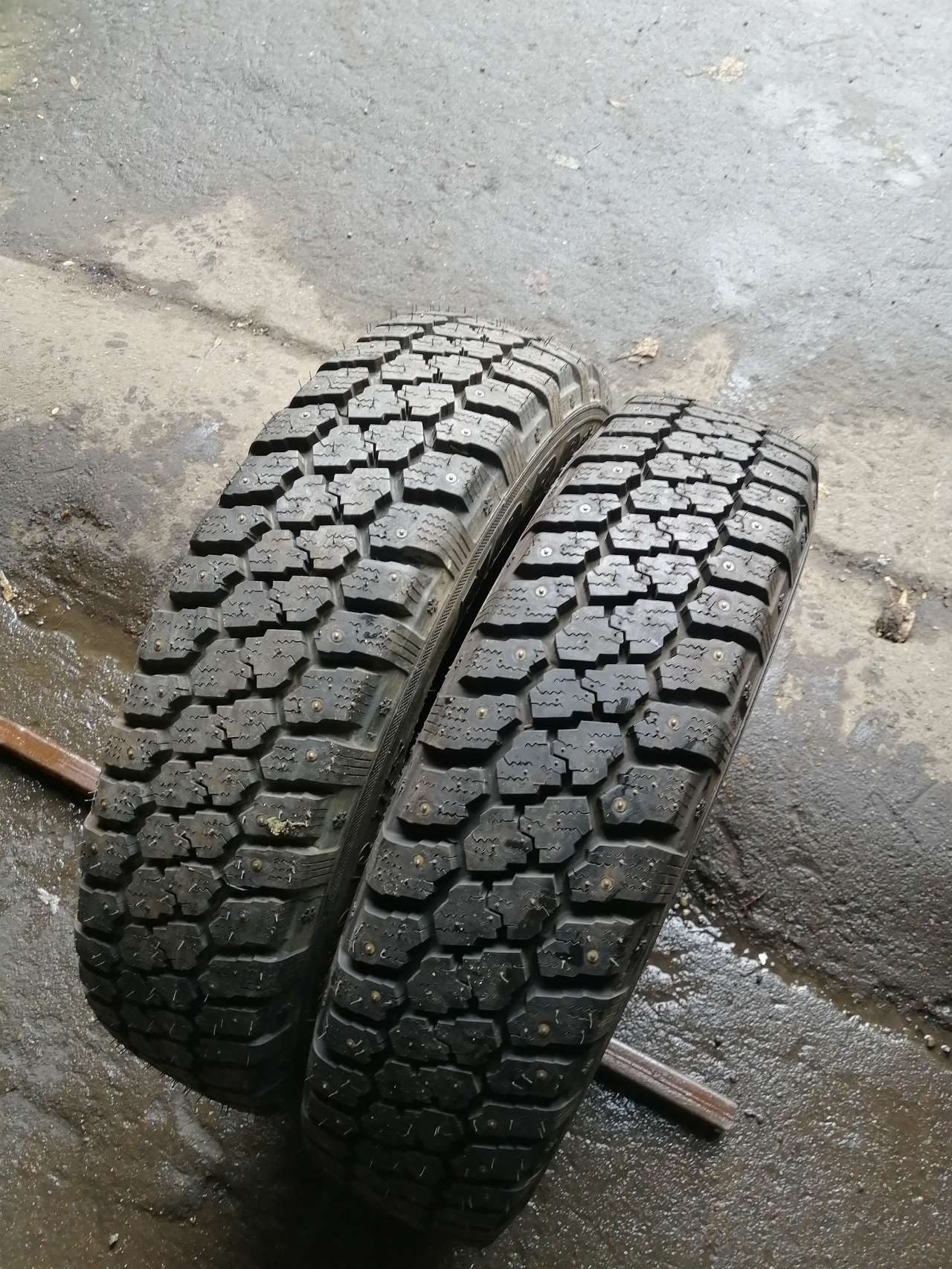 Зимние шины бу 175/70 r15 Gislaved Nord Frost 70Q купить в Москве