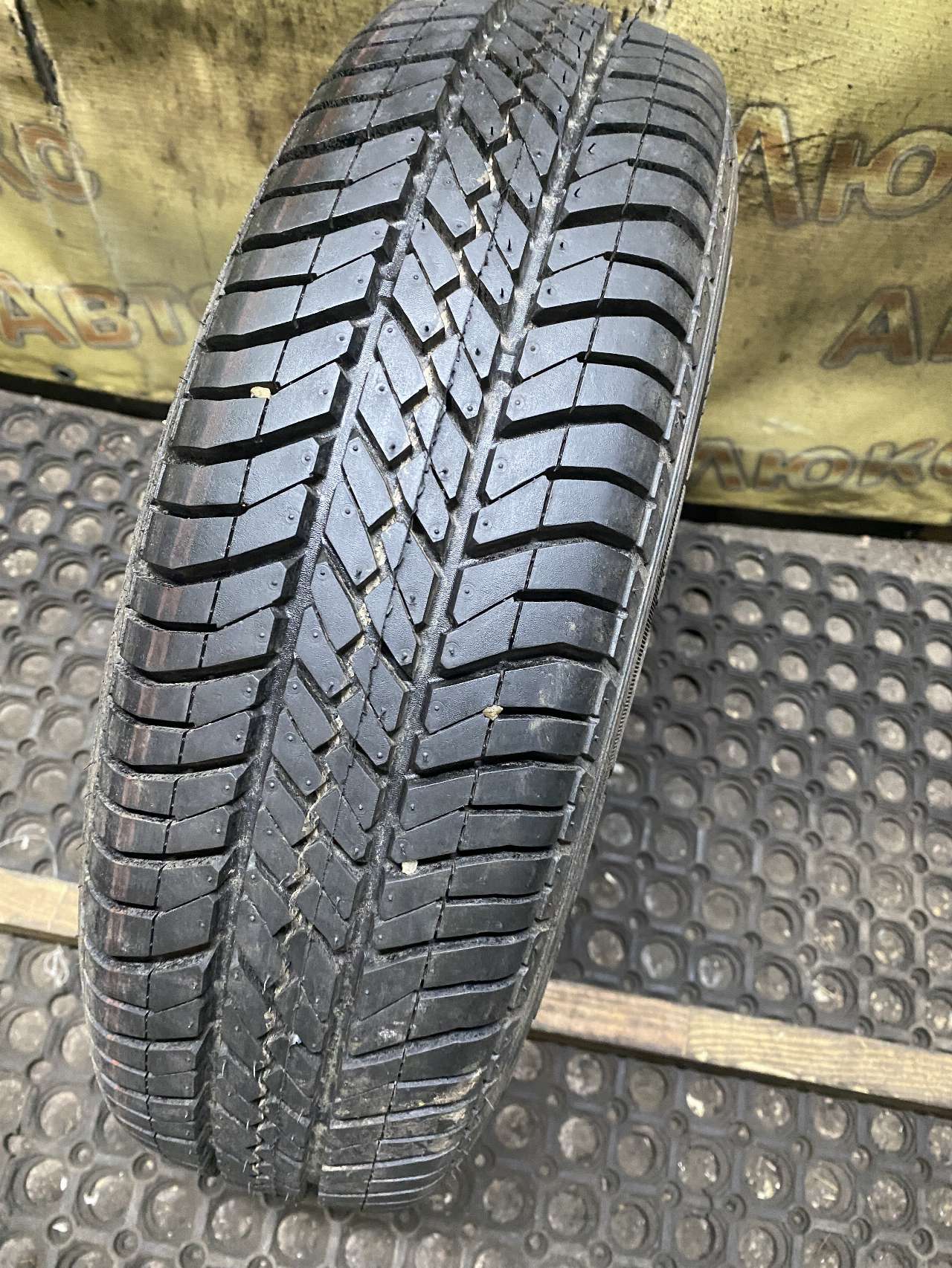 Летние шины бу 155/70 r13 Goodyear GT 2 купить в Москве